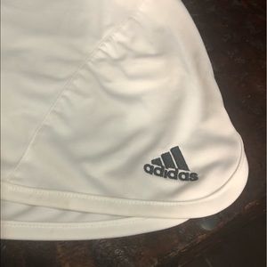 Adidas Tennis/Golf Skirt w/attached shorts XS